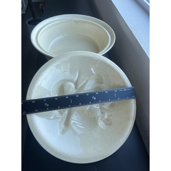 Vintage Los Angeles Potteries 1971 USA Cream Vegetable Lidded Casserole Dish - Picture 3 of 11